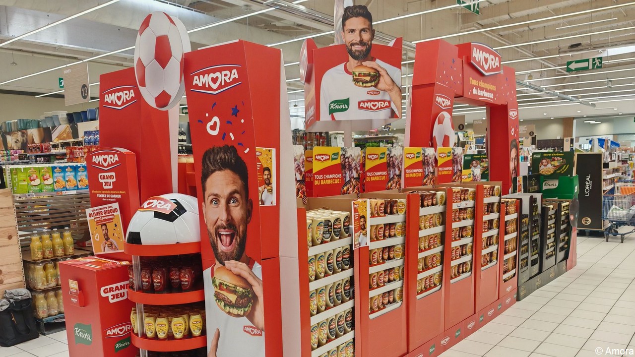 Football. Amora signe Olivier Giroud